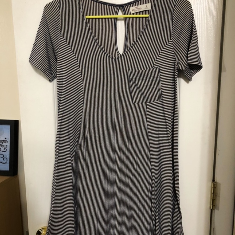 Comfy Striped Dress - Hollister 🤙🏽